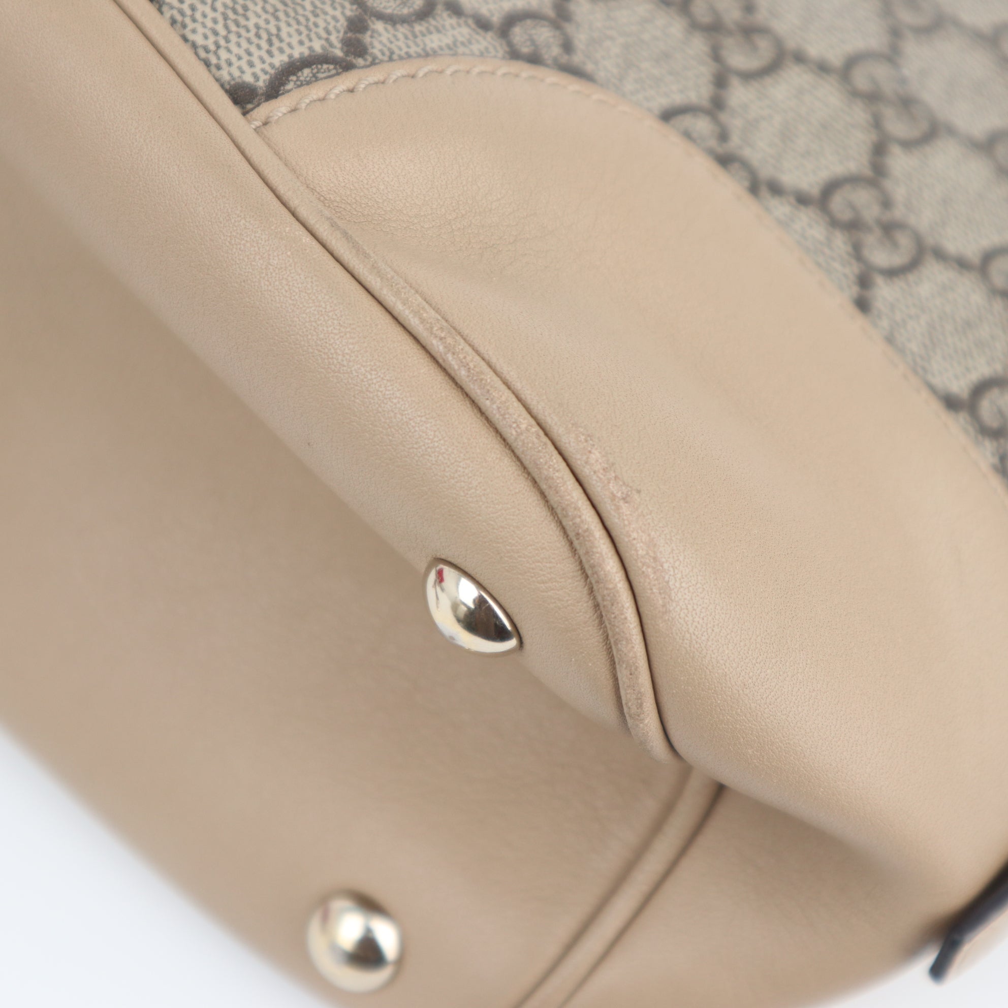 C1977 Gucci Top Handle Bag GG Supreme Small Nice Dome | Pre-Owned Excellent Canvas GG Supreme