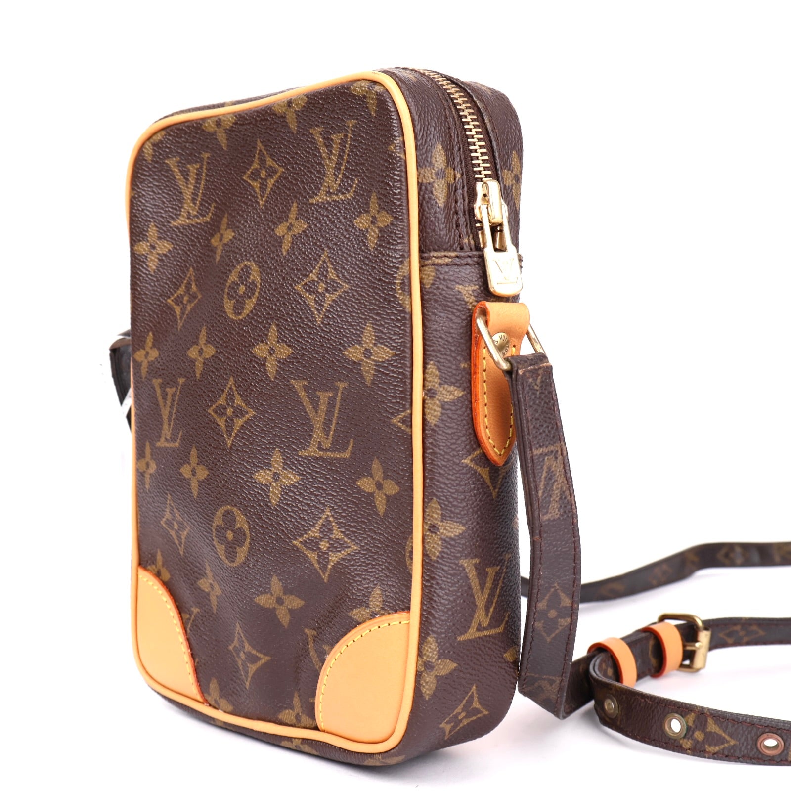 J3480 Louis Vuitton Amazone Monogram Canvas Brown - Pre Owned