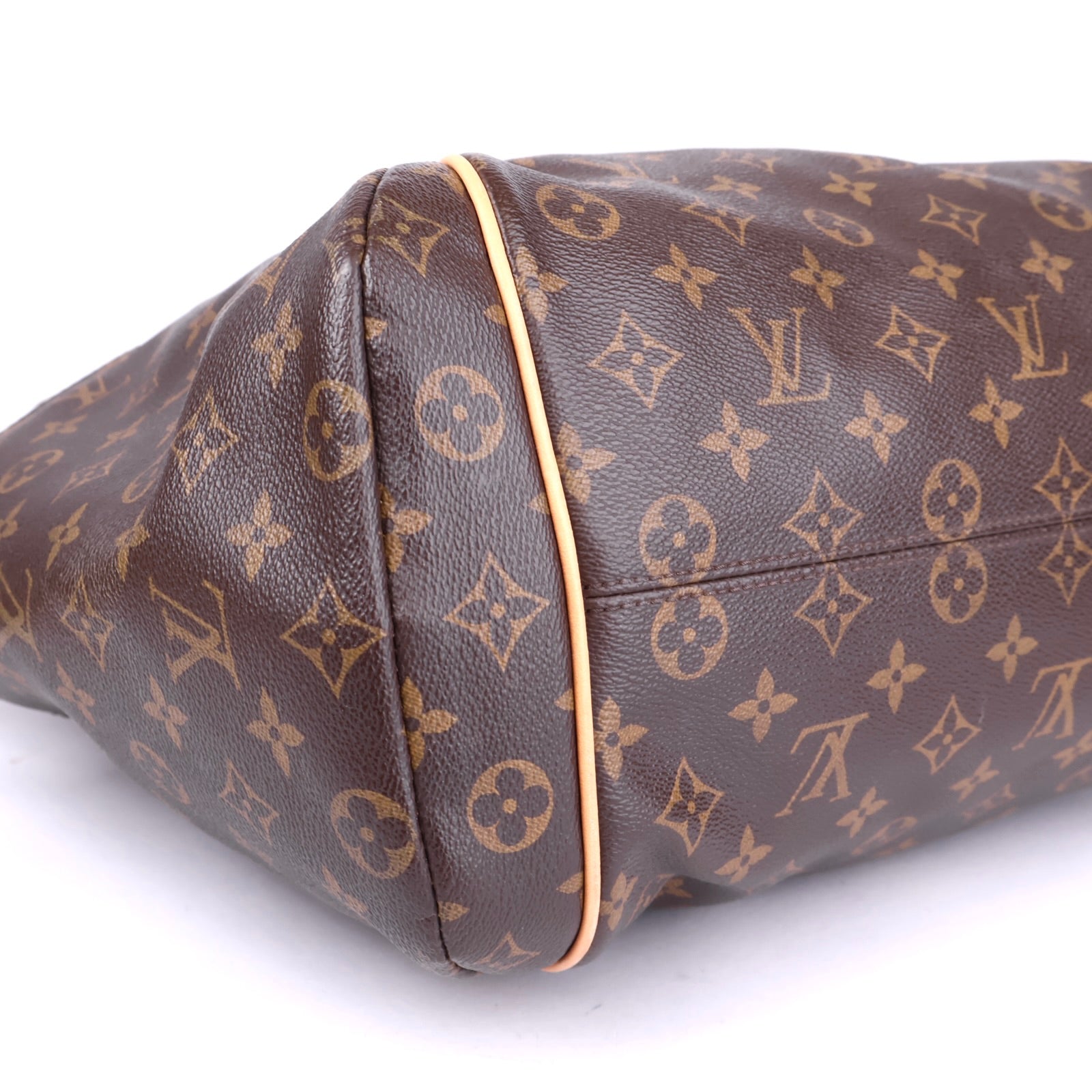 J3481 Louis Vuitton Monogram Canvas Totally Bag- Pre Owned