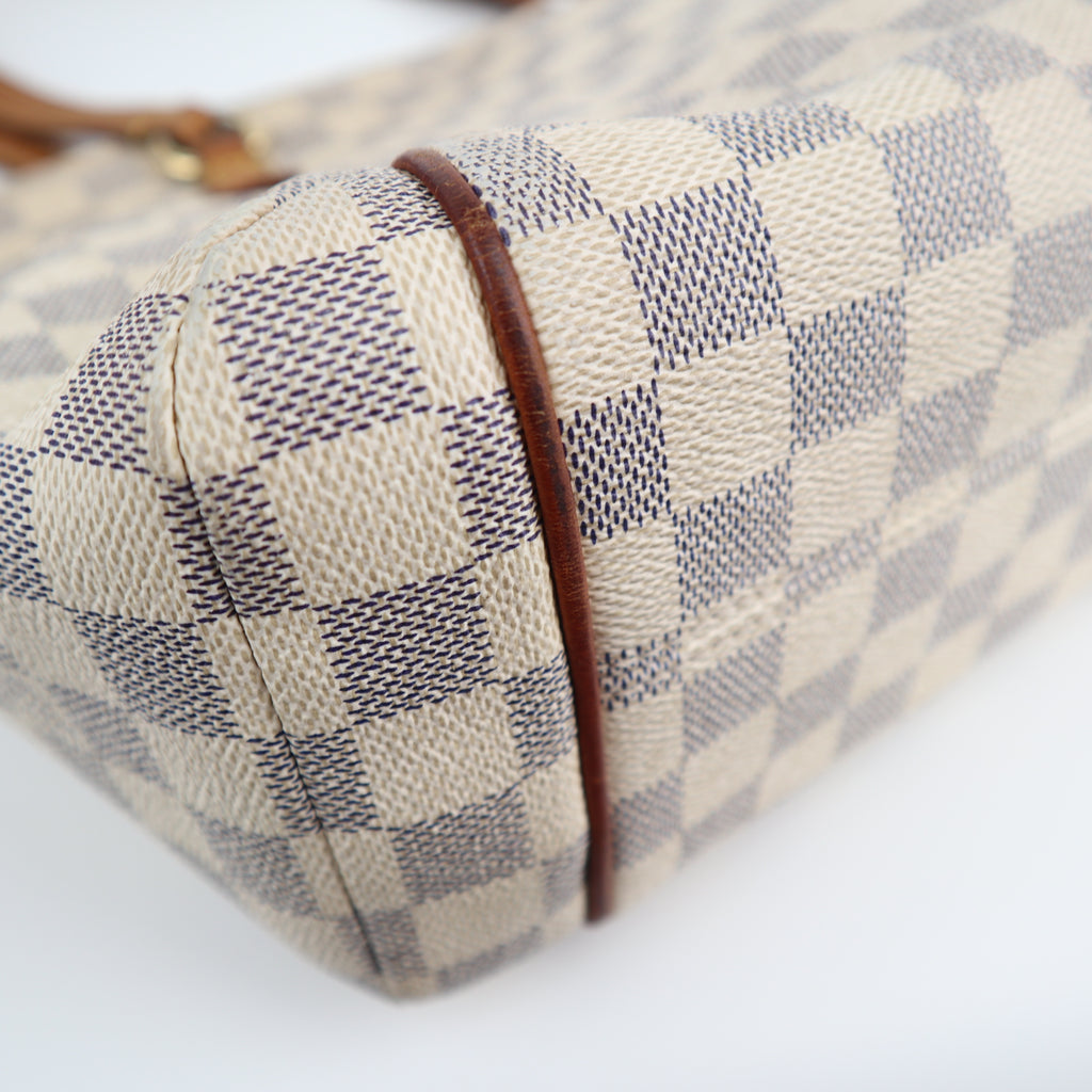 C2087 Louis Vuitton Shoulder Bag Totally PM | Pre-Owned Very Good White and Beige Coated canvas Damier Azur