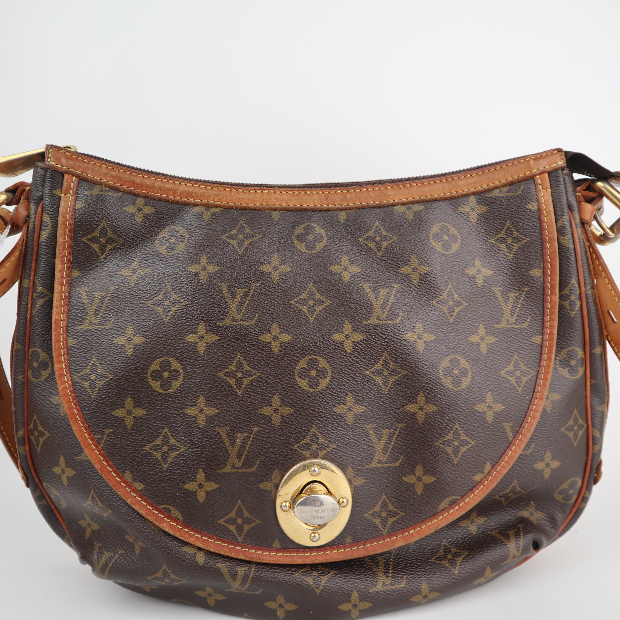 C1928 Louis Vuitton Shoulder Bag Monogram Canvas Tulum GM | Pre-Owned Very Good Brown Canvas Monogram