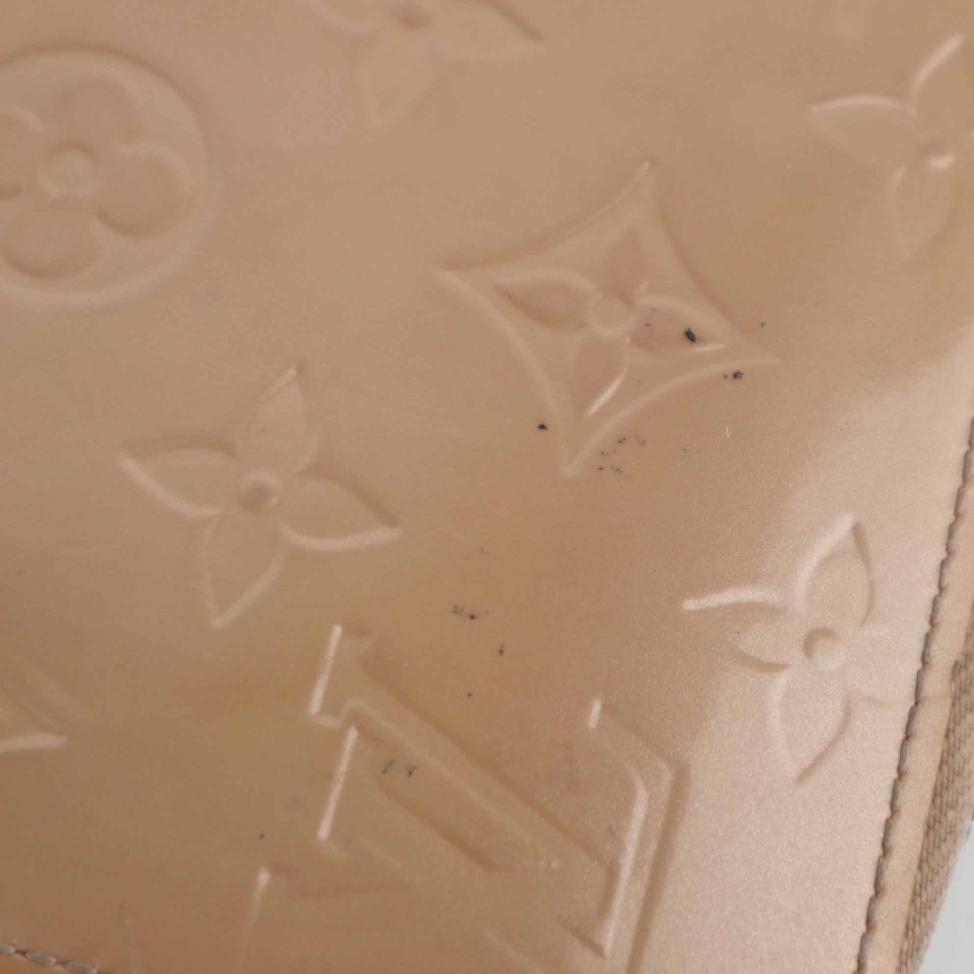 Louis Vuitton Monogram Vernis Zippy Wallet C1884 | Pre-Owned Very Good Monogram Vernis Patent leather