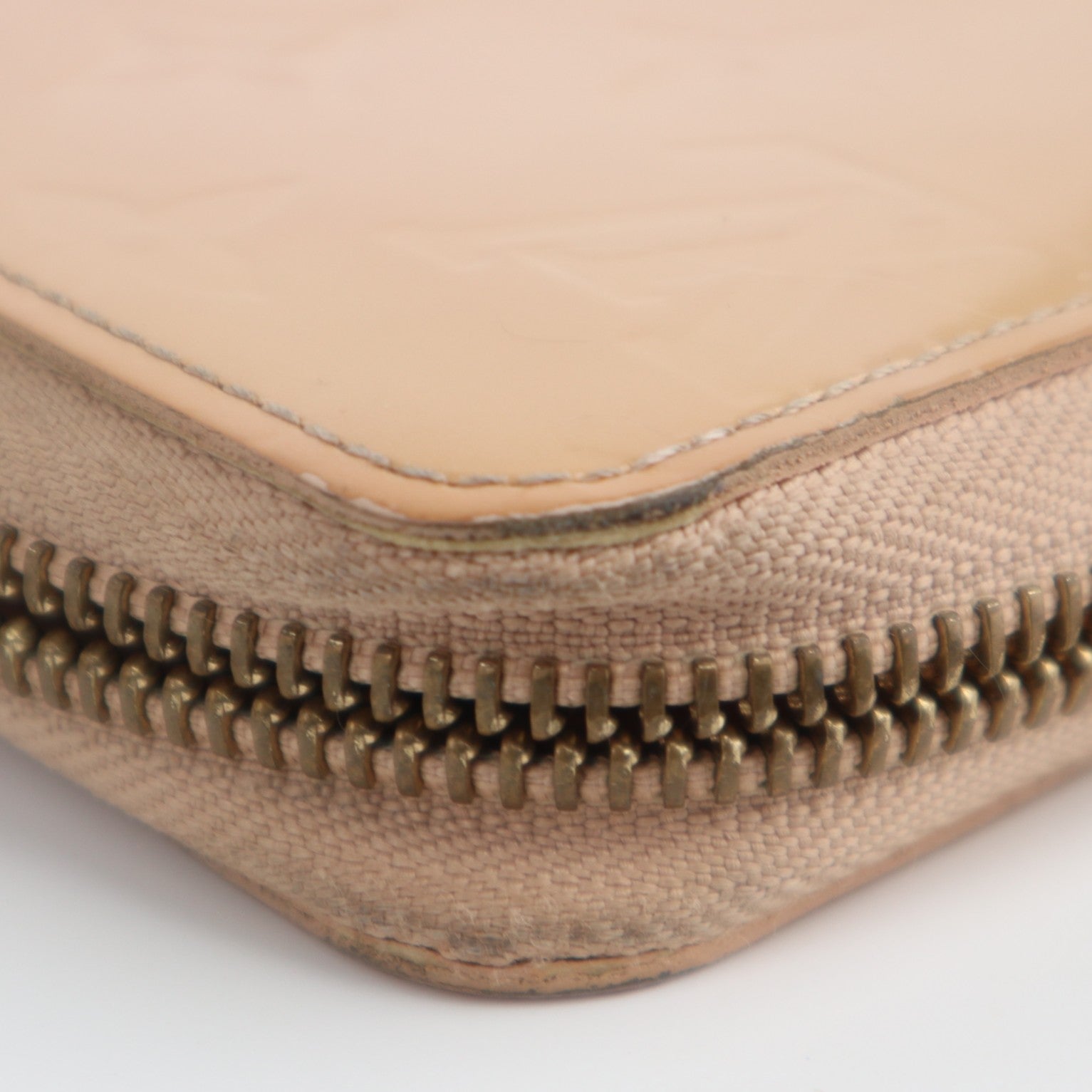 Louis Vuitton Monogram Vernis Zippy Wallet C1884 | Pre-Owned Very Good Monogram Vernis Patent leather