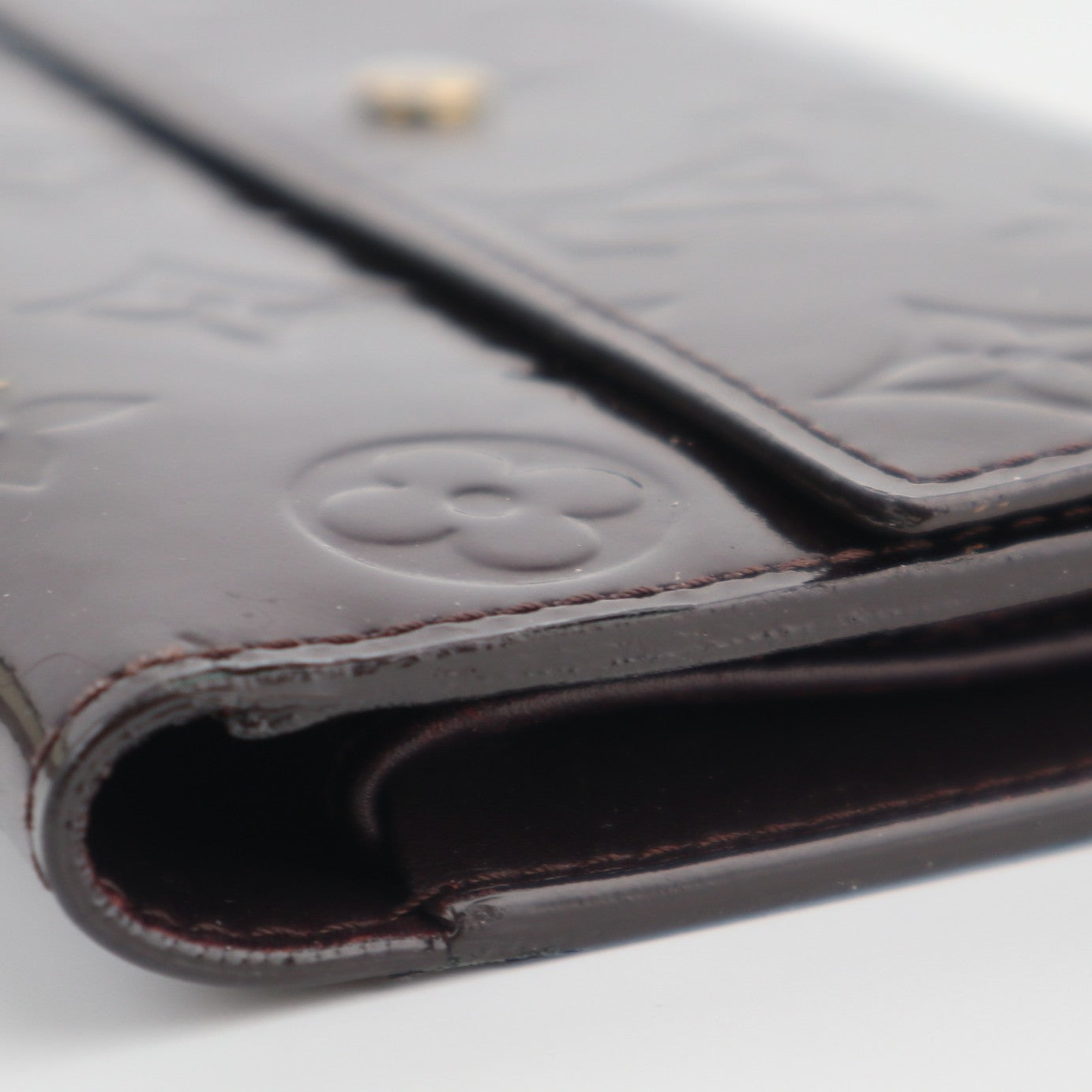 Louis Vuitton Vernis Sarah Amarante Wallet C1922 | Pre-Owned Very Good Amarante Vernis Leather, Vernis