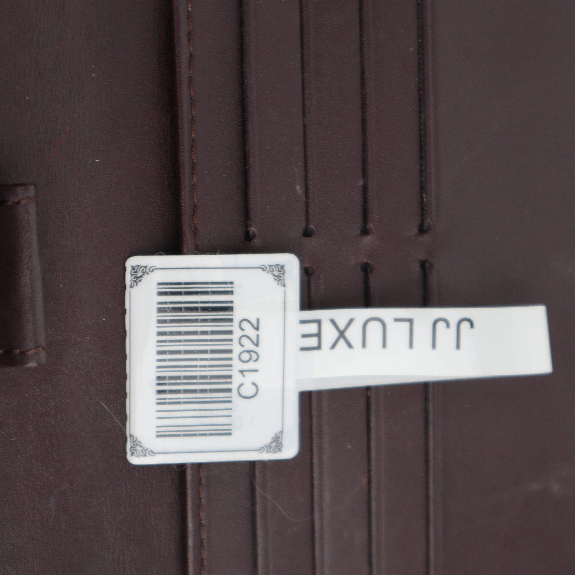 Louis Vuitton Vernis Sarah Amarante Wallet C1922 | Pre-Owned Very Good Amarante Vernis Leather, Vernis