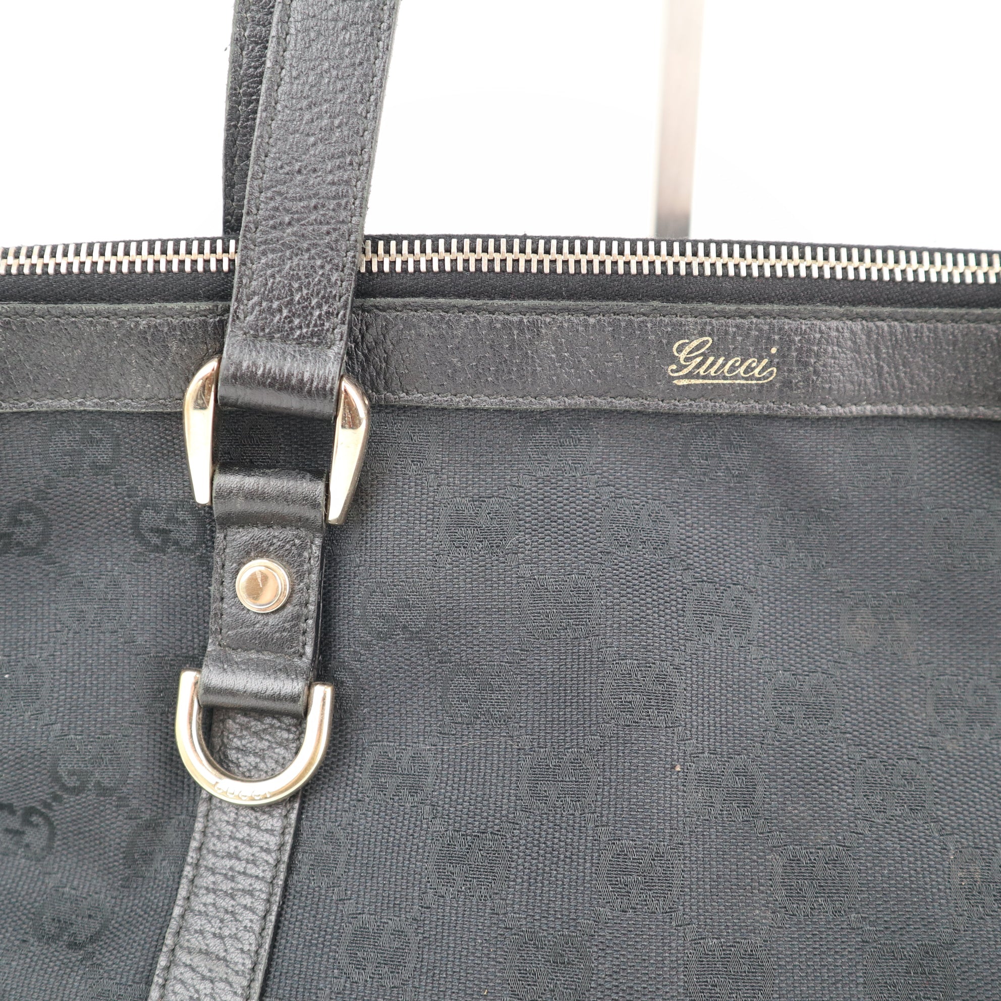 C2121 Gucci Tote Bag Abbey D-Ring | Pre-Owned Excellent Black GG canvas