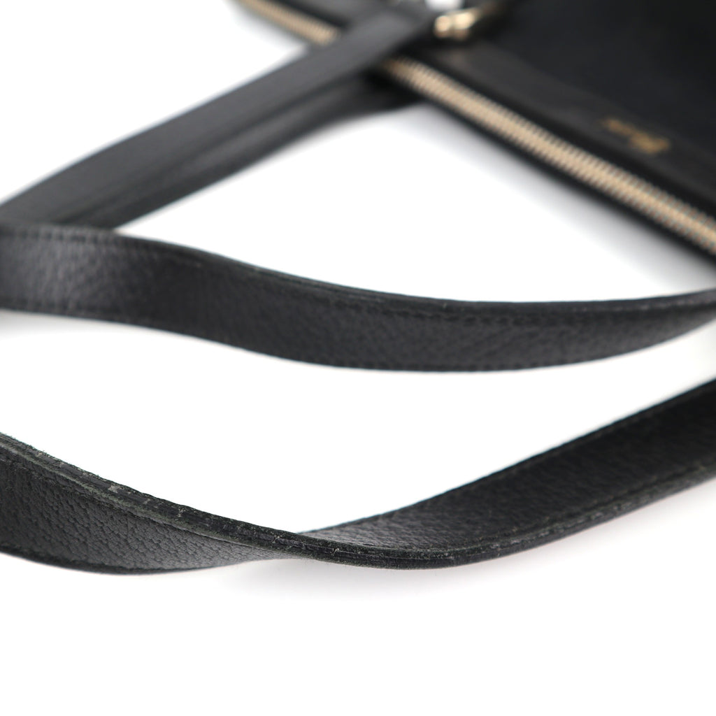 C2121 Gucci Tote Bag Abbey D-Ring | Pre-Owned Excellent Black GG canvas