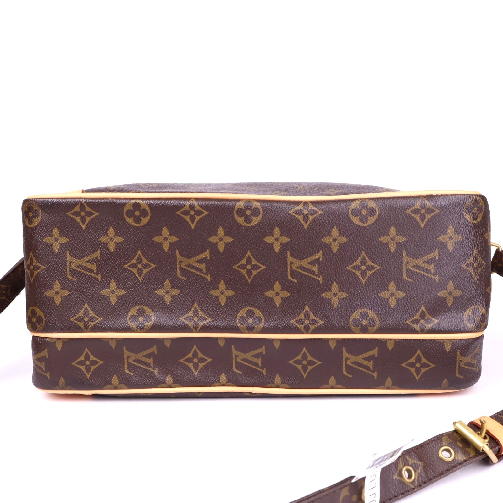 J2044 Louis Vuitton Monogram Nile Shoulder Bag- Pre Owned