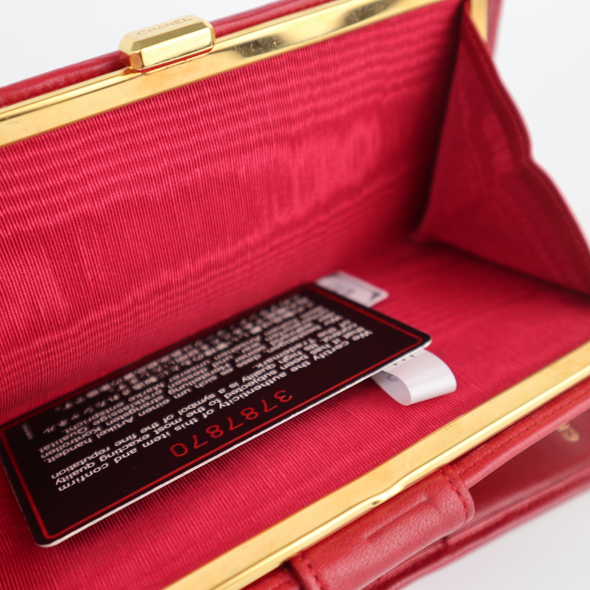 C2134 Chanel Wallet Quilted Lambskin Bifold Flap Long | Pre-Owned Very Good Red Quilted lambskin leather