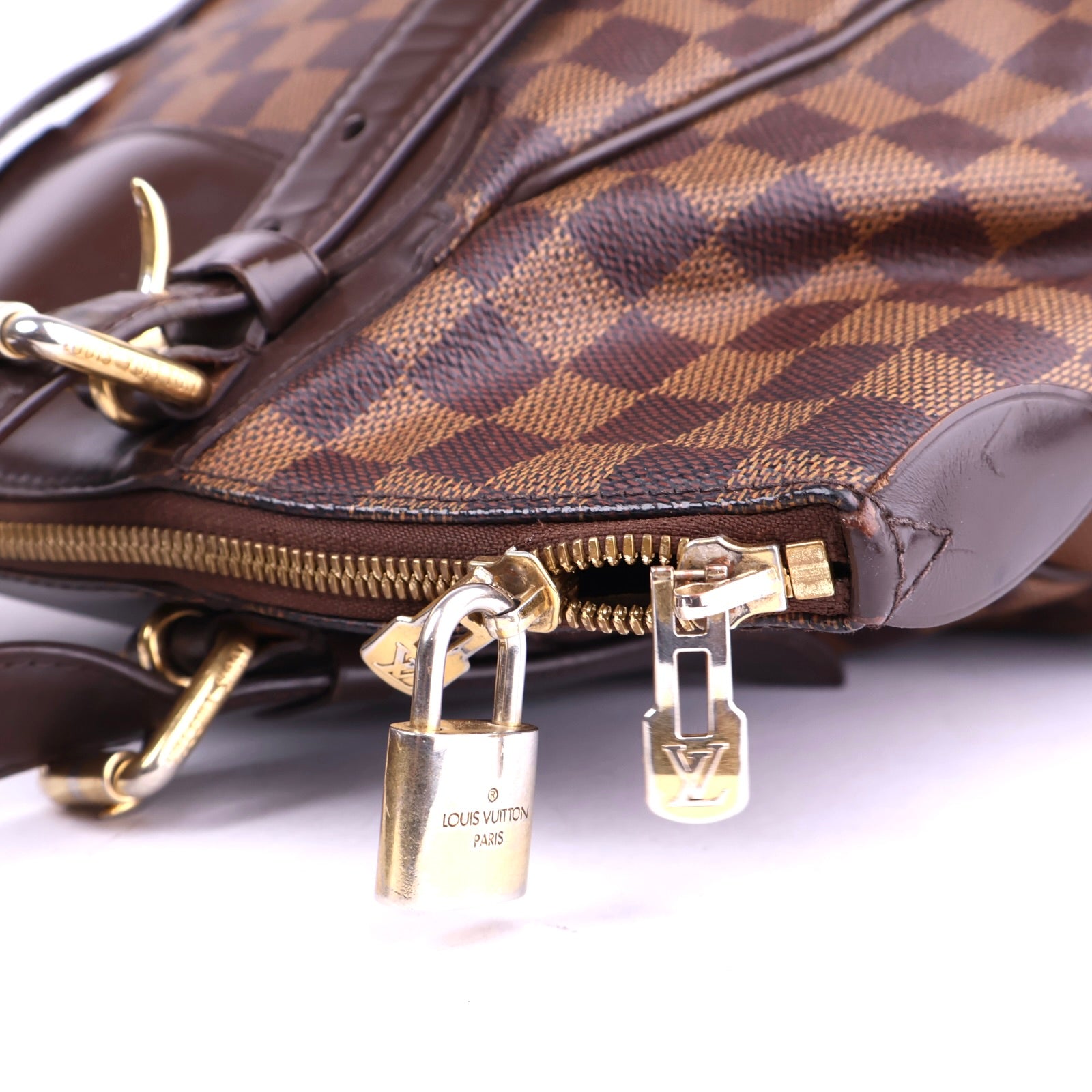 J2025 Louis Vuitton Damier Canvas Verona GM Bag- Pre Owned