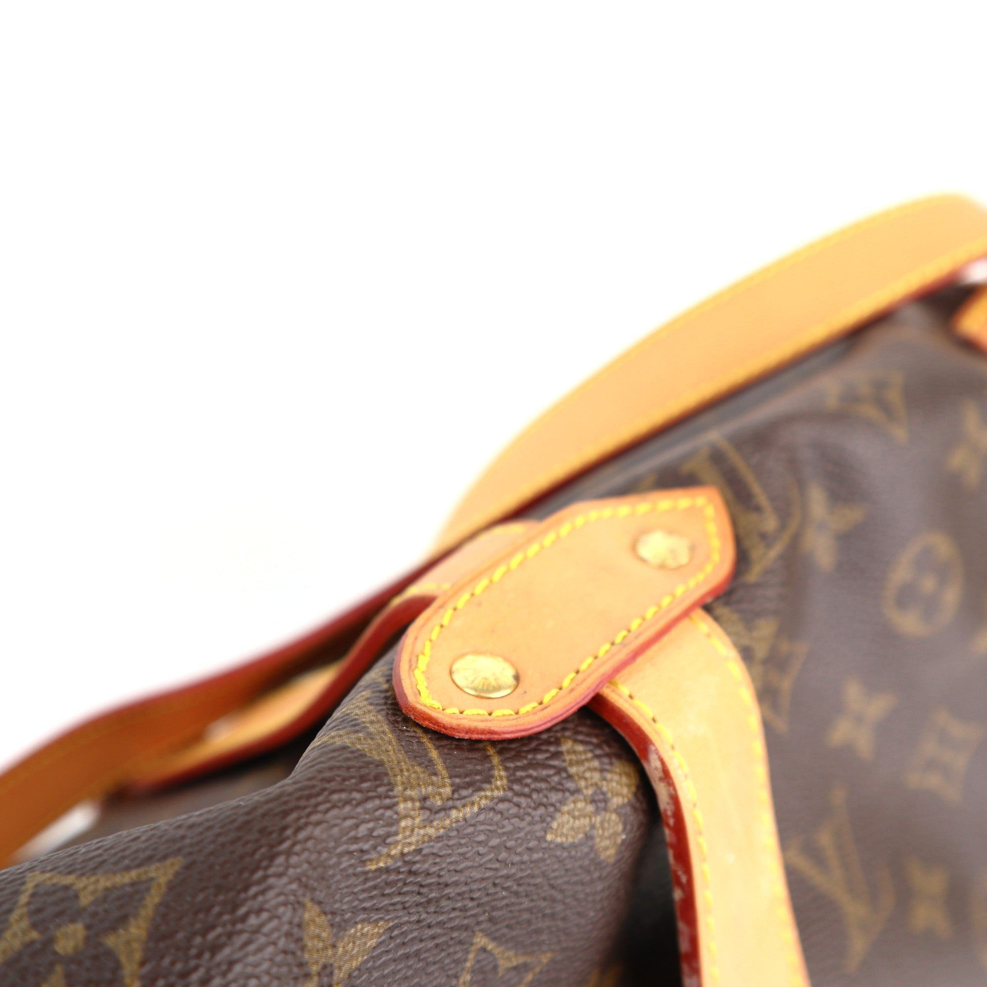 C1334R  Louis Vuitton Saumur 35-Pre Owned