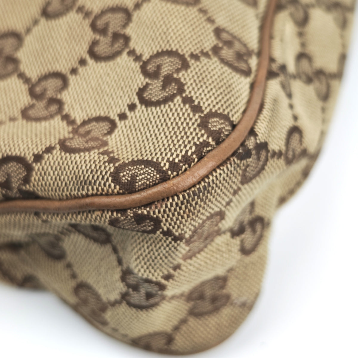 C2864 Gucci Shoulder Bag GG Canvas Eclipse Shoulder Tote Bag | Pre-Owned Very Good Brown Canvas GG Monogram