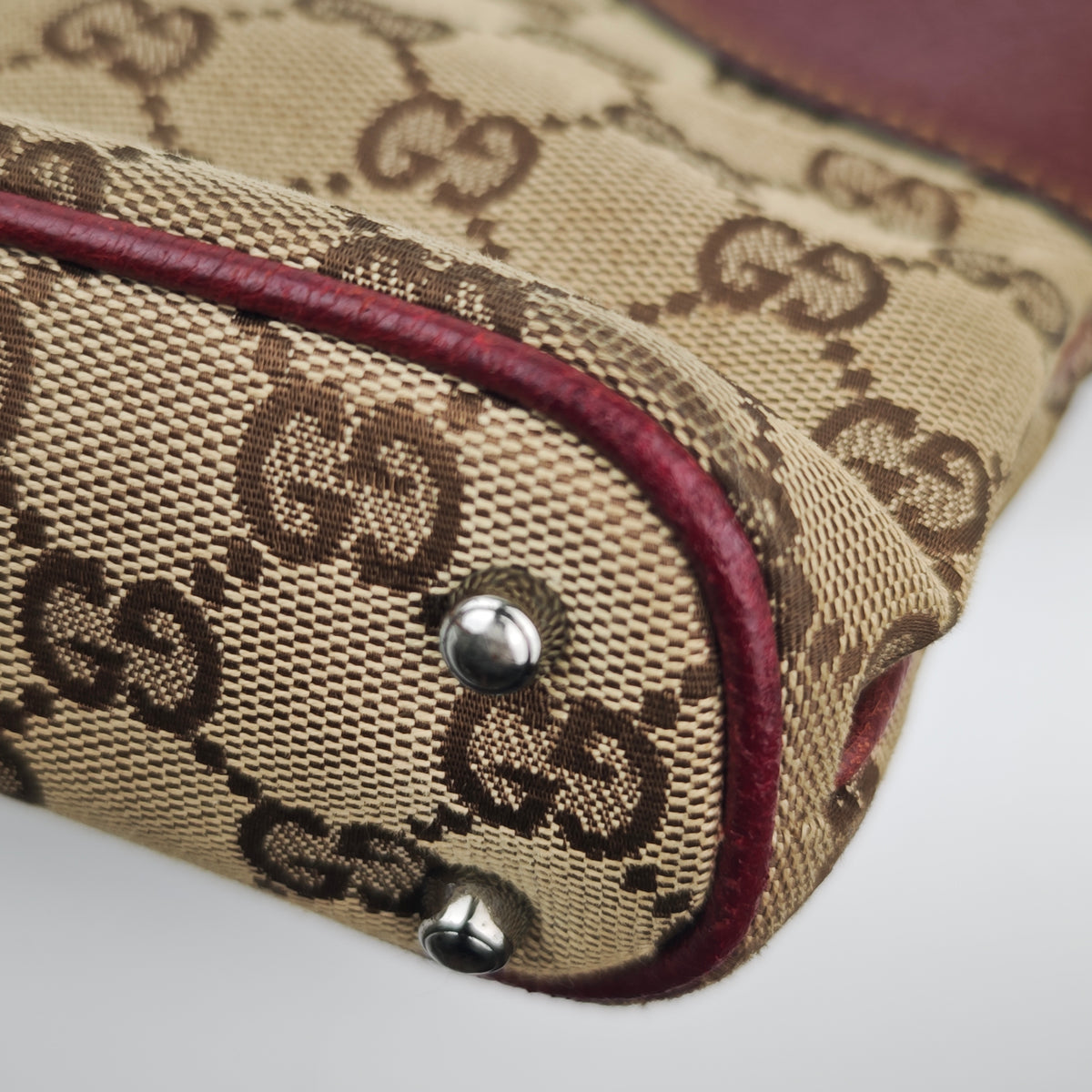 C2869 Gucci Shoulder Bag GG Canvas Burgundy Leather | Pre-Owned Excellent Burgundy Canvas, Leather GG Monogram