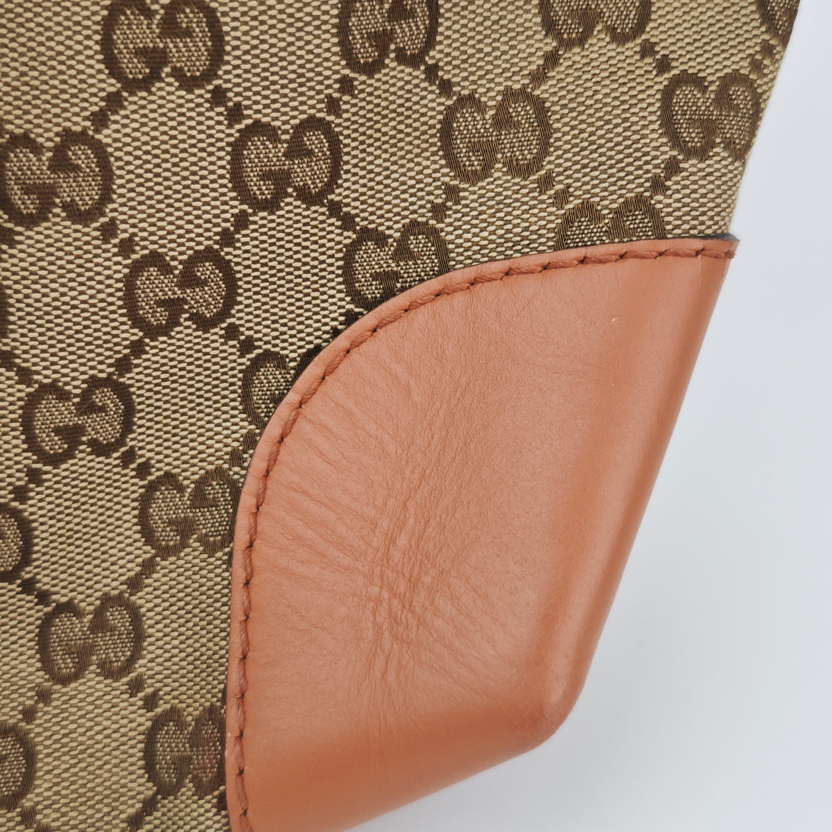 C2870 Gucci Shoulder Satchel Bag GG Canvas Heart Bit Satchel | Pre-Owned Very Good Brown Canvas GG Monogram, Heart