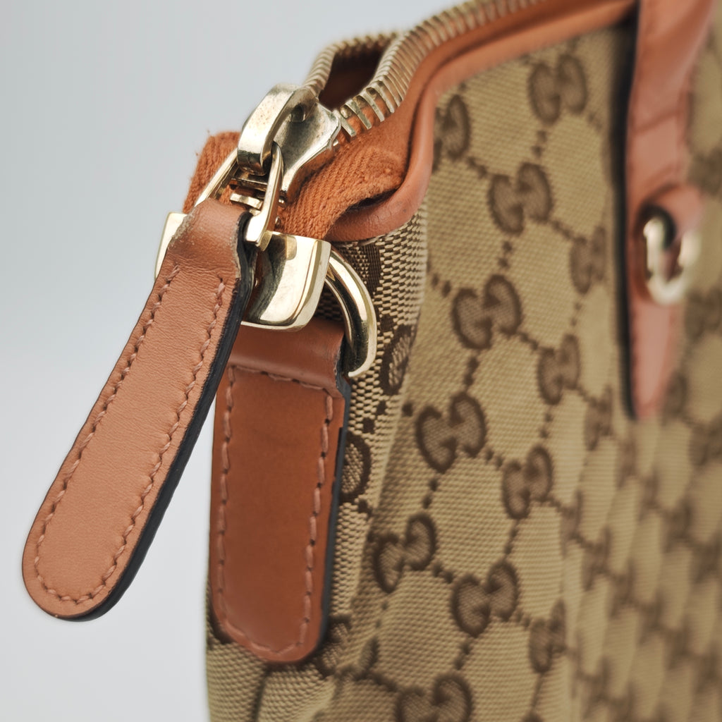 C2870 Gucci Shoulder Satchel Bag GG Canvas Heart Bit Satchel | Pre-Owned Very Good Brown Canvas GG Monogram, Heart
