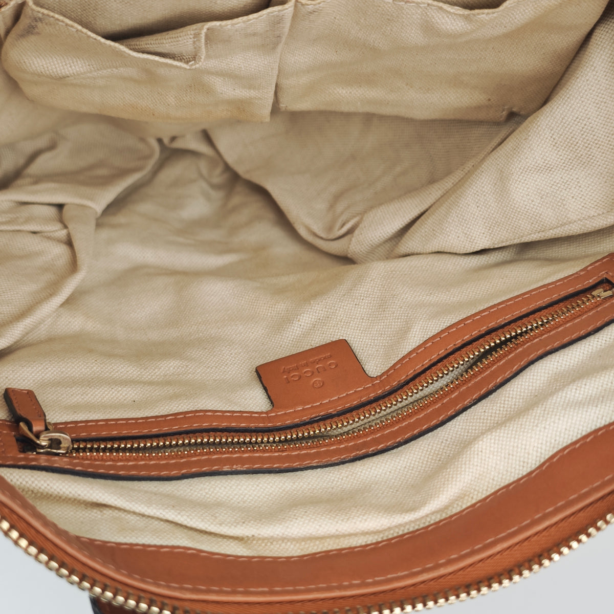 C2870 Gucci Shoulder Satchel Bag GG Canvas Heart Bit Satchel | Pre-Owned Very Good Brown Canvas GG Monogram, Heart