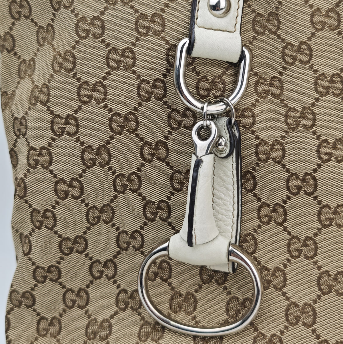 C2879 Gucci Shoulder Bag GG Canvas Sukey Tote | Pre-Owned Very Good Brown GG Canvas