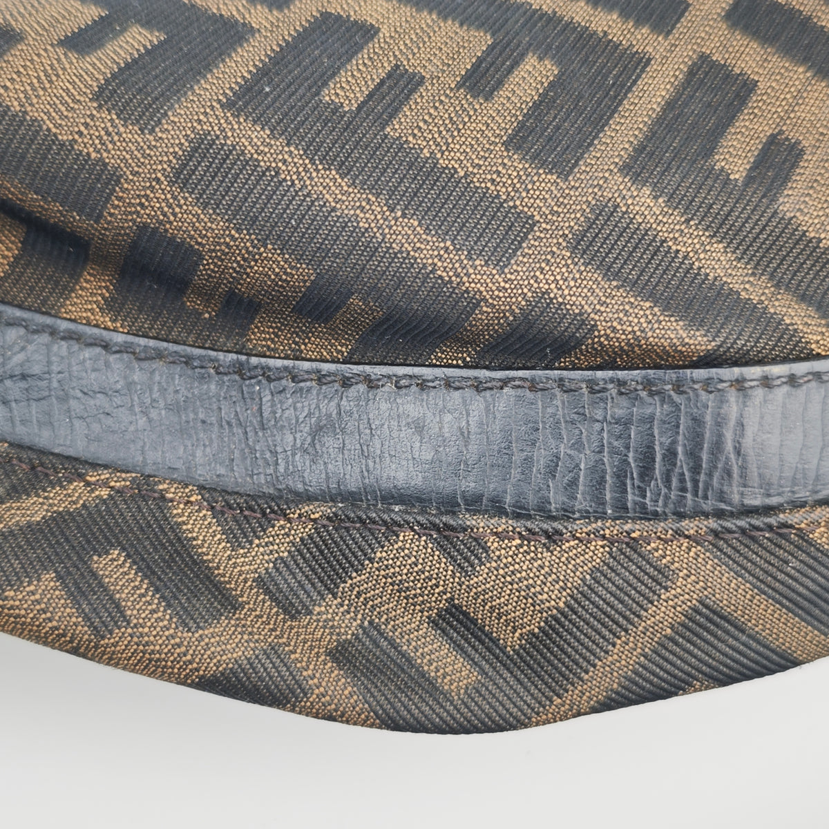 C2884 Fendi Shoulder Bag Vintage Zucca Canvas Chef Hobo | Pre-Owned Very Good Brown Zucca Canvas