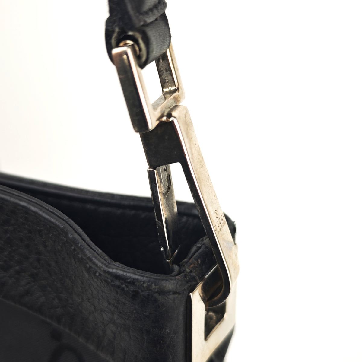 C2890 Gucci Shoulder Bag GG Canvas flat Shoulder Bag Black | Pre-Owned Excellent Black GG Canvas
