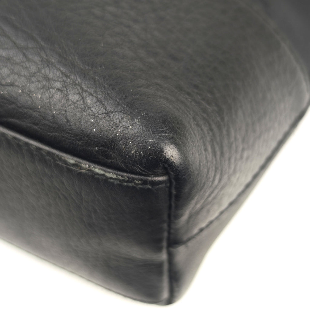C2890 Gucci Shoulder Bag GG Canvas flat Shoulder Bag Black | Pre-Owned Excellent Black GG Canvas