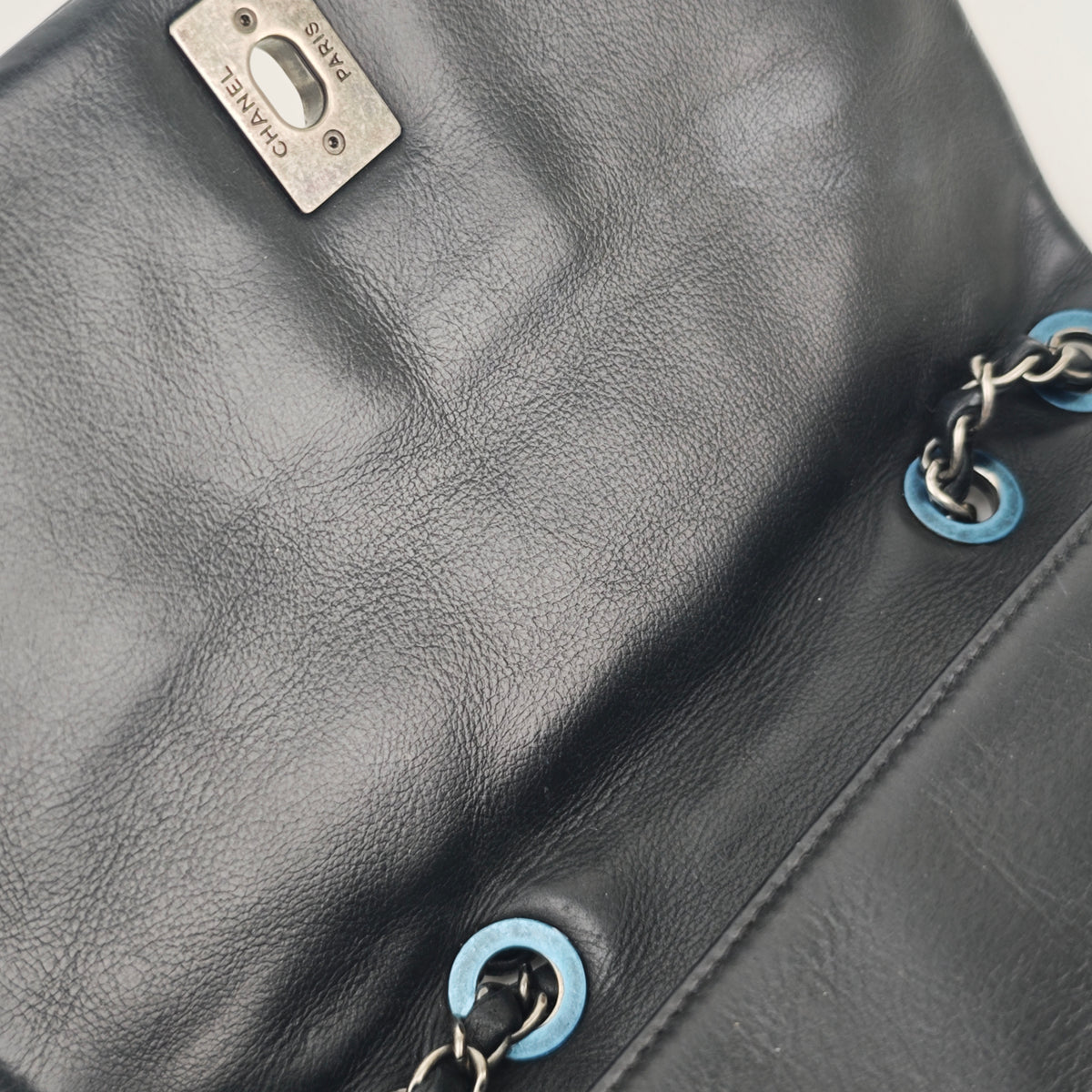 C2901 Chanel Shoulder Bag Surpique Flap Bag | Pre-Owned Very Good
