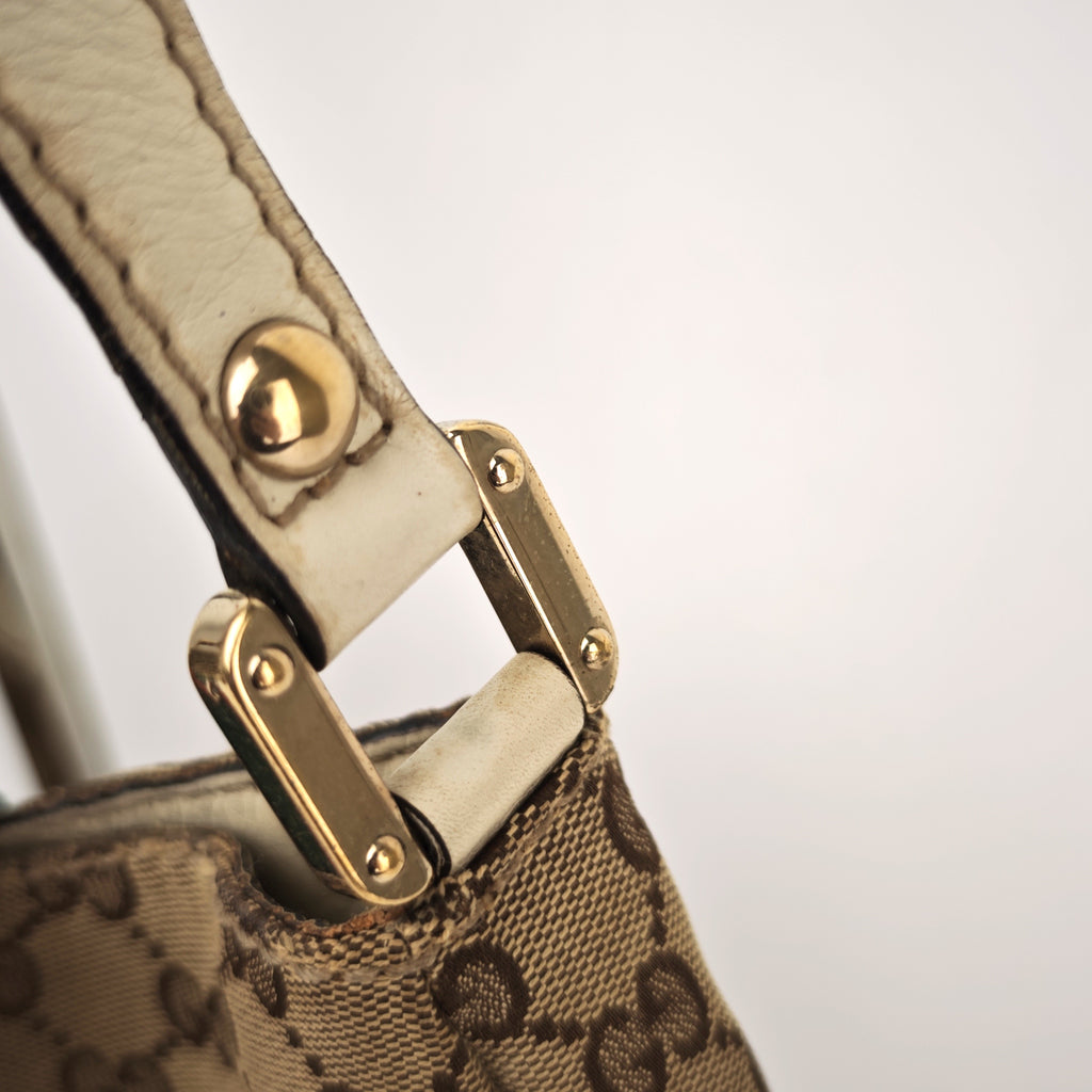C2910 Gucci Shoulder Bag GG Canvas Web Stripe Bow Shoulder Bag | Pre-Owned Very Good Beige / Brown GG Canvas