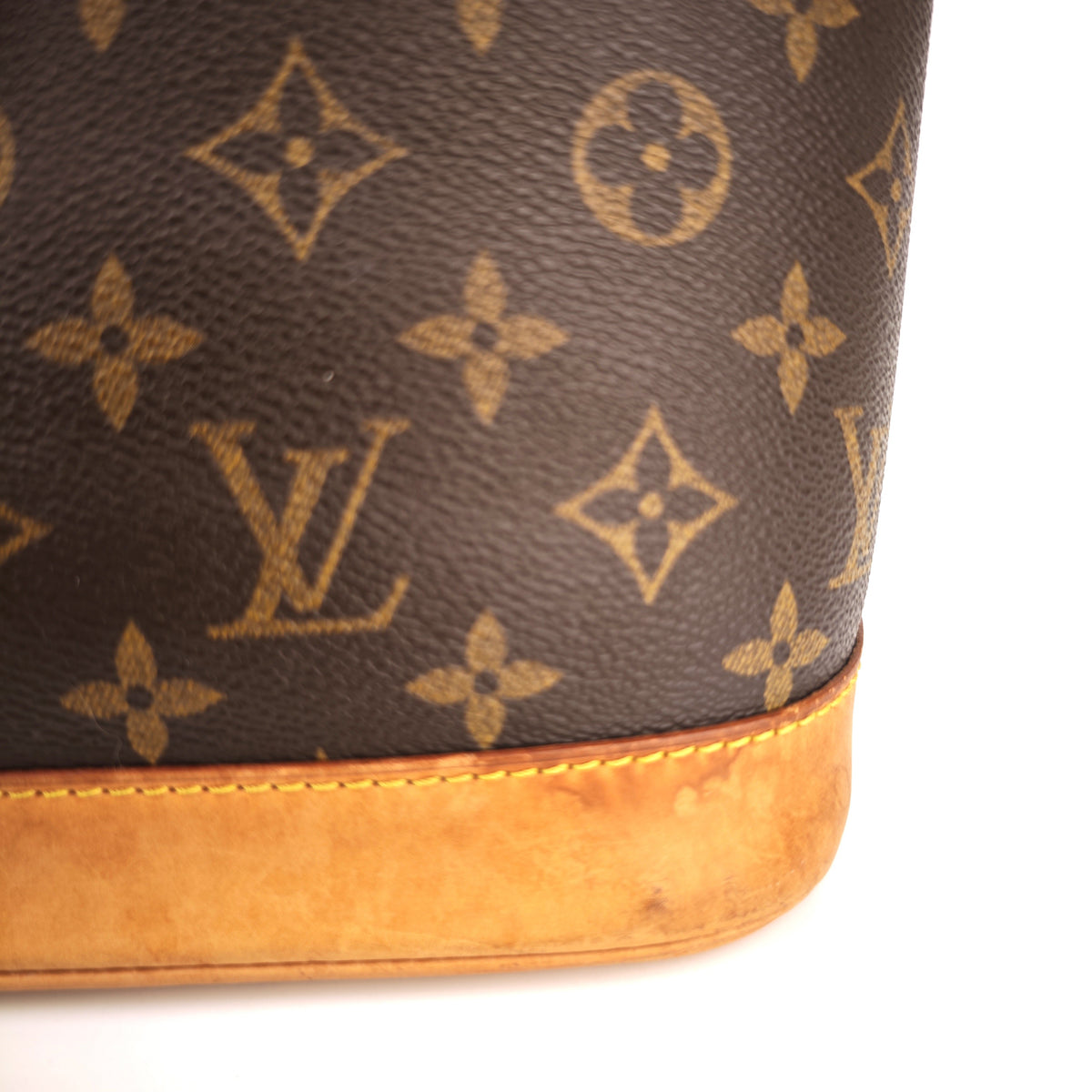 C2932 Louis Vuitton Top Handle Bag Alma PM monogram Handbag | Pre-Owned Very Good Brown Coated Canvas, Leather Trim Monogram
