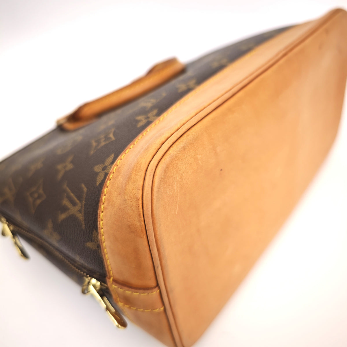 C2932 Louis Vuitton Top Handle Bag Alma PM monogram Handbag | Pre-Owned Very Good Brown Coated Canvas, Leather Trim Monogram