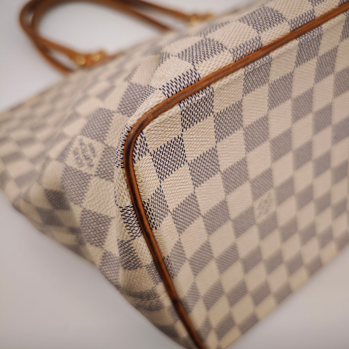 C2937 Louis Vuitton Tote Bag Damier Azur Saleya MM | Pre-Owned Very Good White / Blue Coated Canvas, Leather Trim Damier Azur