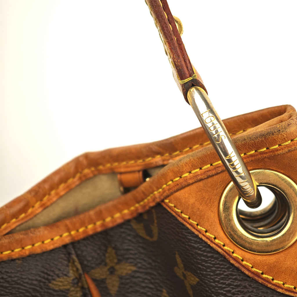 C2938 Louis Vuitton Shoulder Bag Monogram Galliera MM | Pre-Owned Very Good Brown Coated Canvas, Leather Trim Monogram