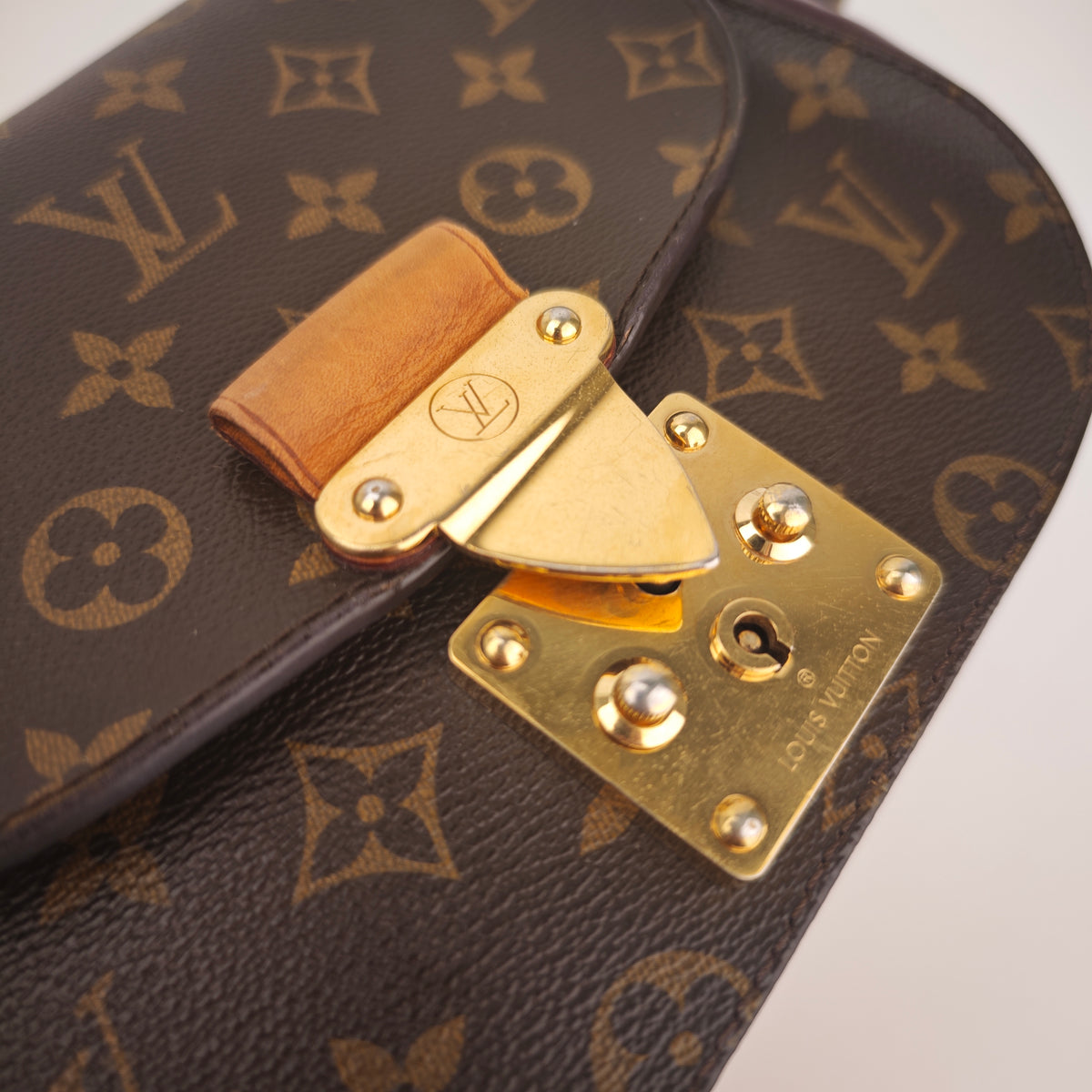 C2940 Louis Vuitton Top Handle Bag Monogram Eden PM | Pre-Owned Very Good Brown Monogram Coated canvas, leather trim