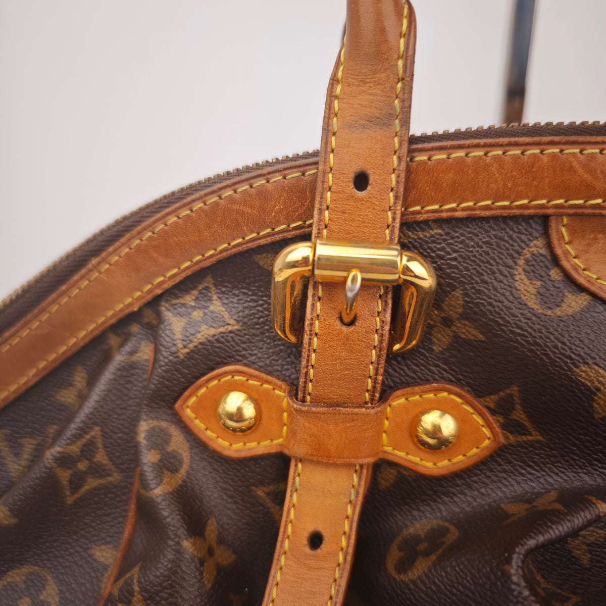 C2946 Louis Vuitton Shoulder Bag Monogram Canvas Tivoli GM | Pre-Owned Very Good Brown Monogram Coated canvas, leather trim