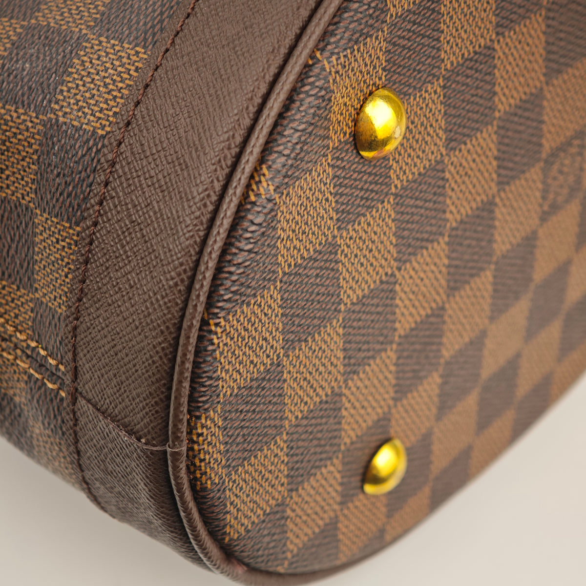 C2950R Louis Vuitton Bucket Bag Damier Ebene Marais Bucket | Pre-Owned Excellent Brown Damier Ebene Coated canvas, leather trim