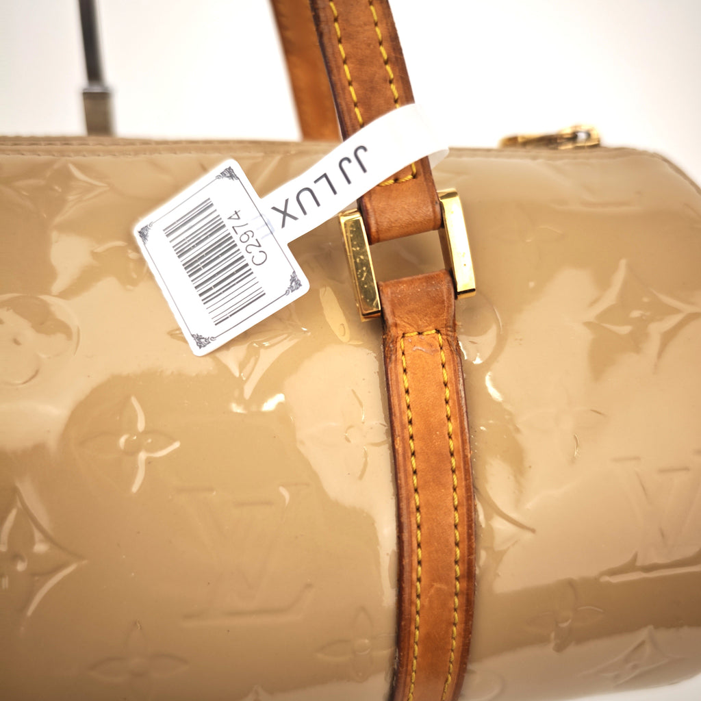 C2974 Louis Vuitton Shoulder Bag Bedford Vernis | Pre-Owned Very Good Patent Leather Vernis