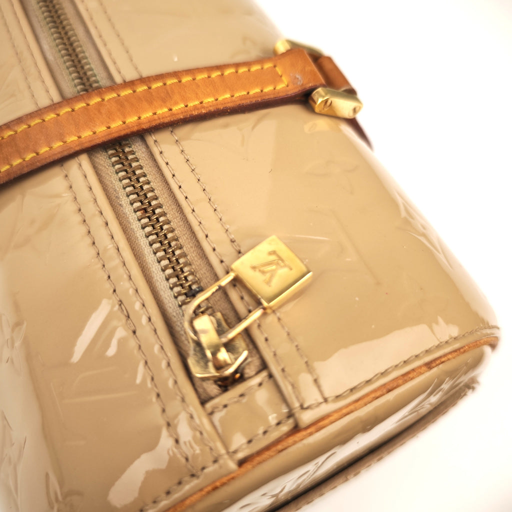 C2974 Louis Vuitton Shoulder Bag Bedford Vernis | Pre-Owned Very Good Patent Leather Vernis