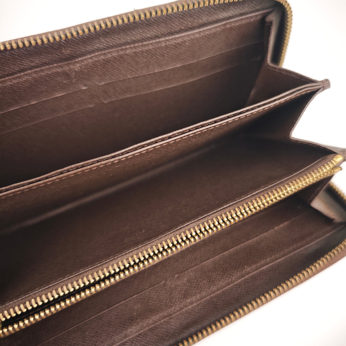 C2982 Louis Vuitton Wallet Monogram Zip Long Wallet | Pre-Owned Very Good Brown Coated Canvas Monogram