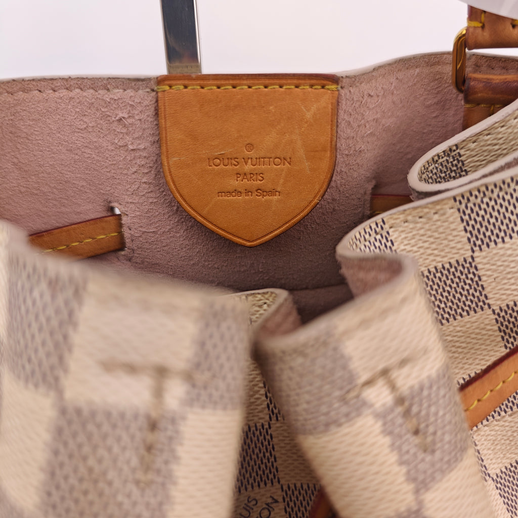 C3029 Louis Vuitton Shoulder Bag Damier Azur Girolata | Pre-Owned Very Good Blue / White Damier Azur Canvas