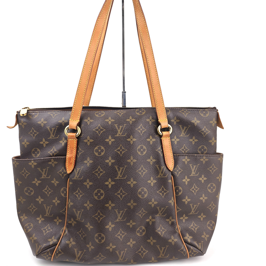 C3042R Louis Vuitton Shoulder Bag Monogram Canvas Totally MM | Pre-Owned Very Good Brown Monogram Canvas