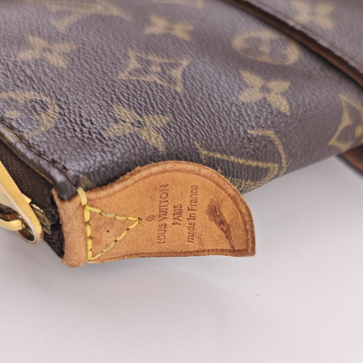 C3042R Louis Vuitton Shoulder Bag Monogram Canvas Totally MM | Pre-Owned Very Good Brown Monogram Canvas