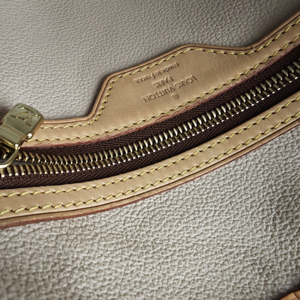 C3044 Louis Vuitton Bucket Bag Monogram Canvas Bucket GM Bag | Pre-Owned Very Good Brown Monogram Canvas