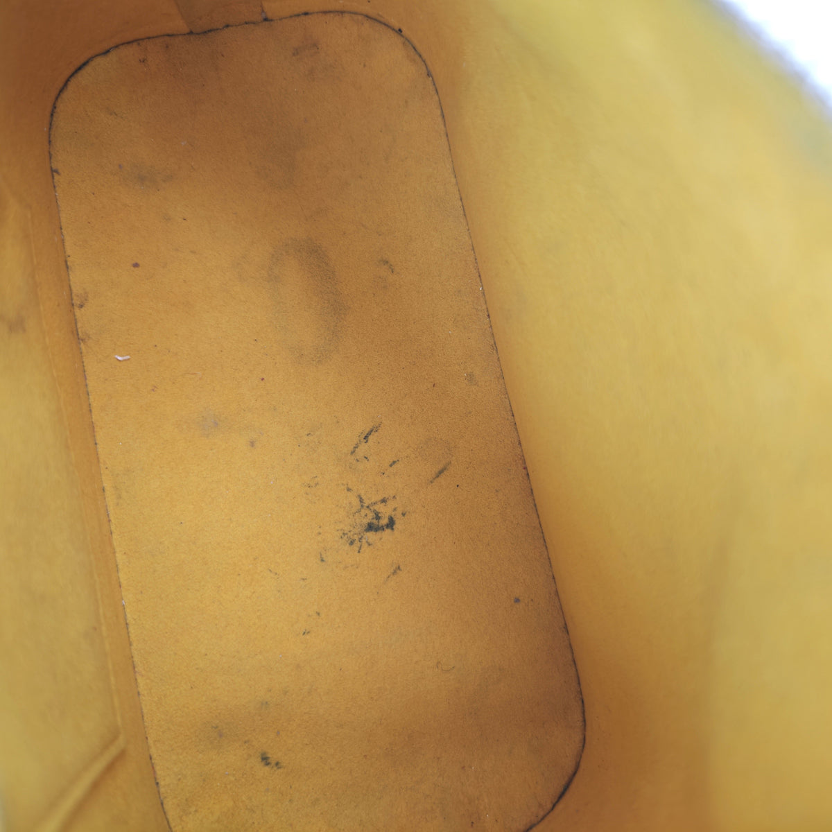 C3111 Louis Vuitton Top Handle Bag Alma BB | Pre-Owned Very Good Yellow Leather