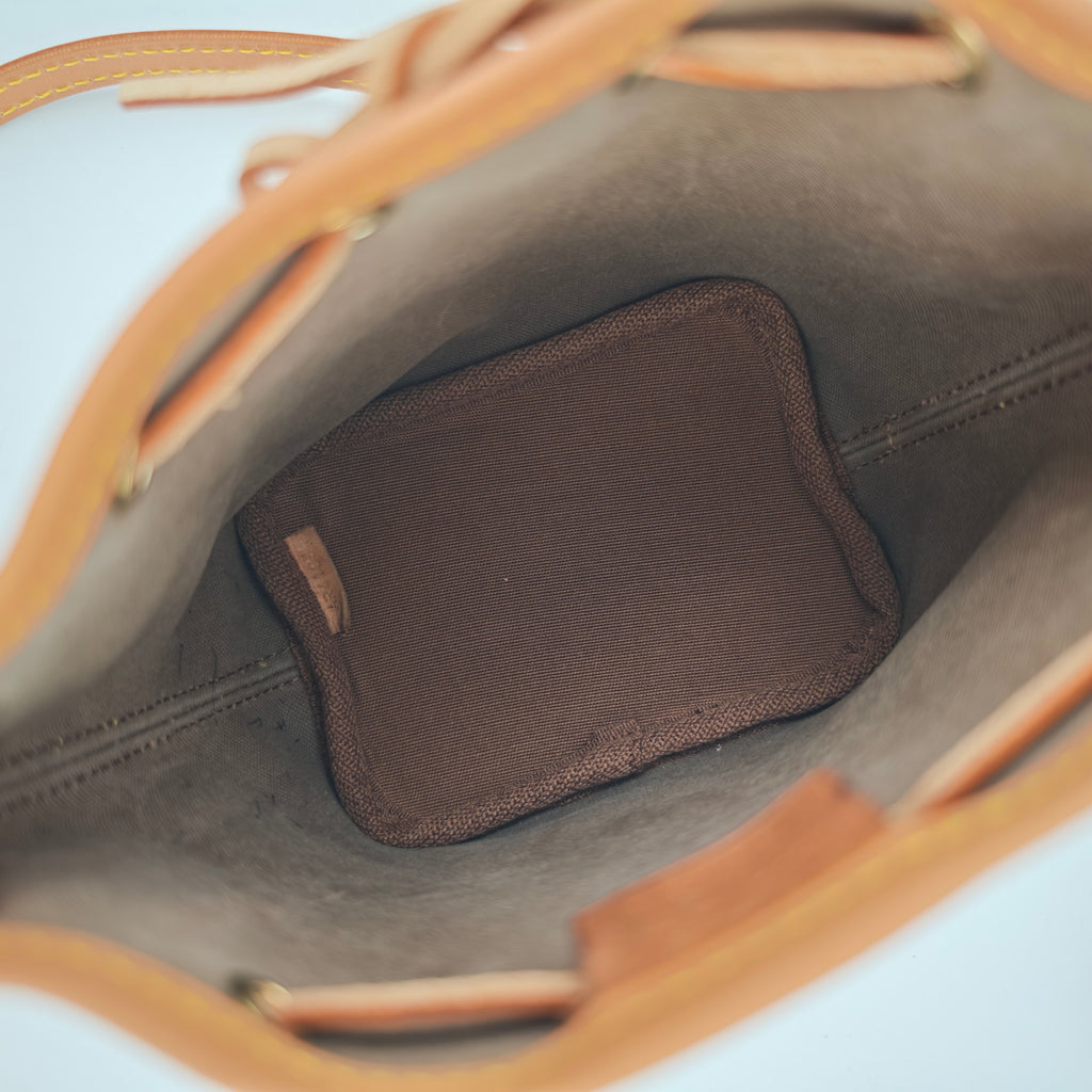 C3116R Louis Vuitton Bucket Bag Nano Noé | Pre-Owned Excellent Brown Monogram Canvas