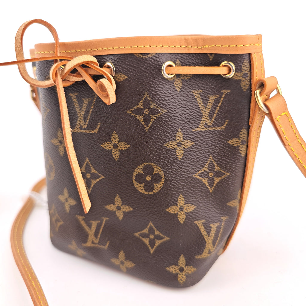C3116R Louis Vuitton Bucket Bag Nano Noé | Pre-Owned Excellent Brown Monogram Canvas