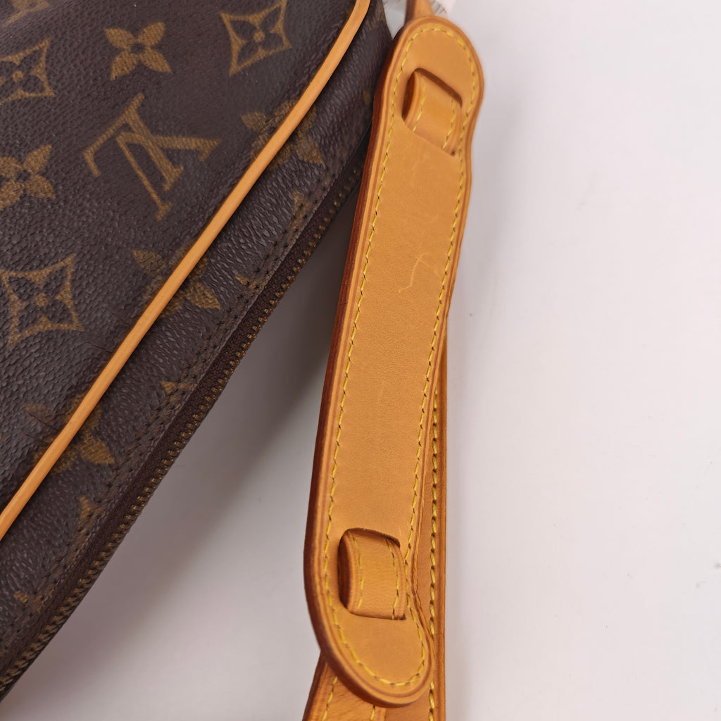 C3121R Louis Vuitton Shoulder Bag Trocadero 23 | Pre-Owned Very Good Brown Monogram Canvas