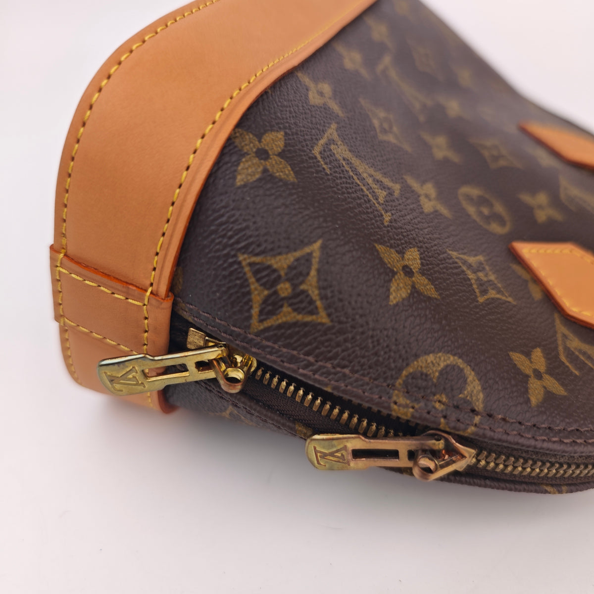 Louis Vuitton Monogram Alma BB Shoulder Bag C3139R | Pre-Owned Excellent Brown Monogram Canvas
