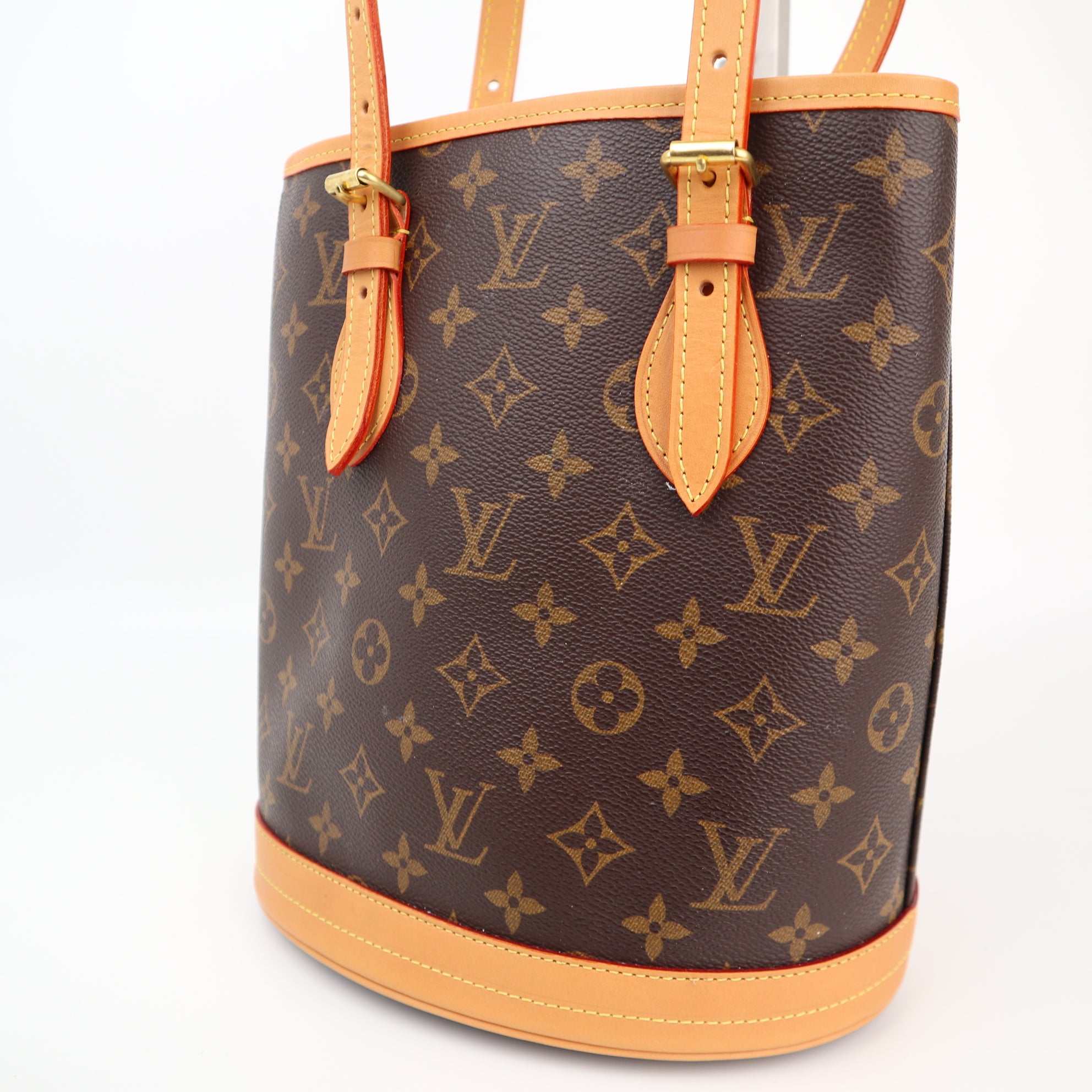 C1326R  Louis Vuitton Monogram Canvas Petit Bucket --Pre Owned