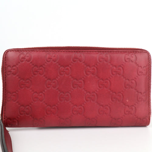 C2144 Gucci Wallet Imprime Monogram GG Pierce Zip Around Wallet Red | Pre-Owned Very Good Red Monogram