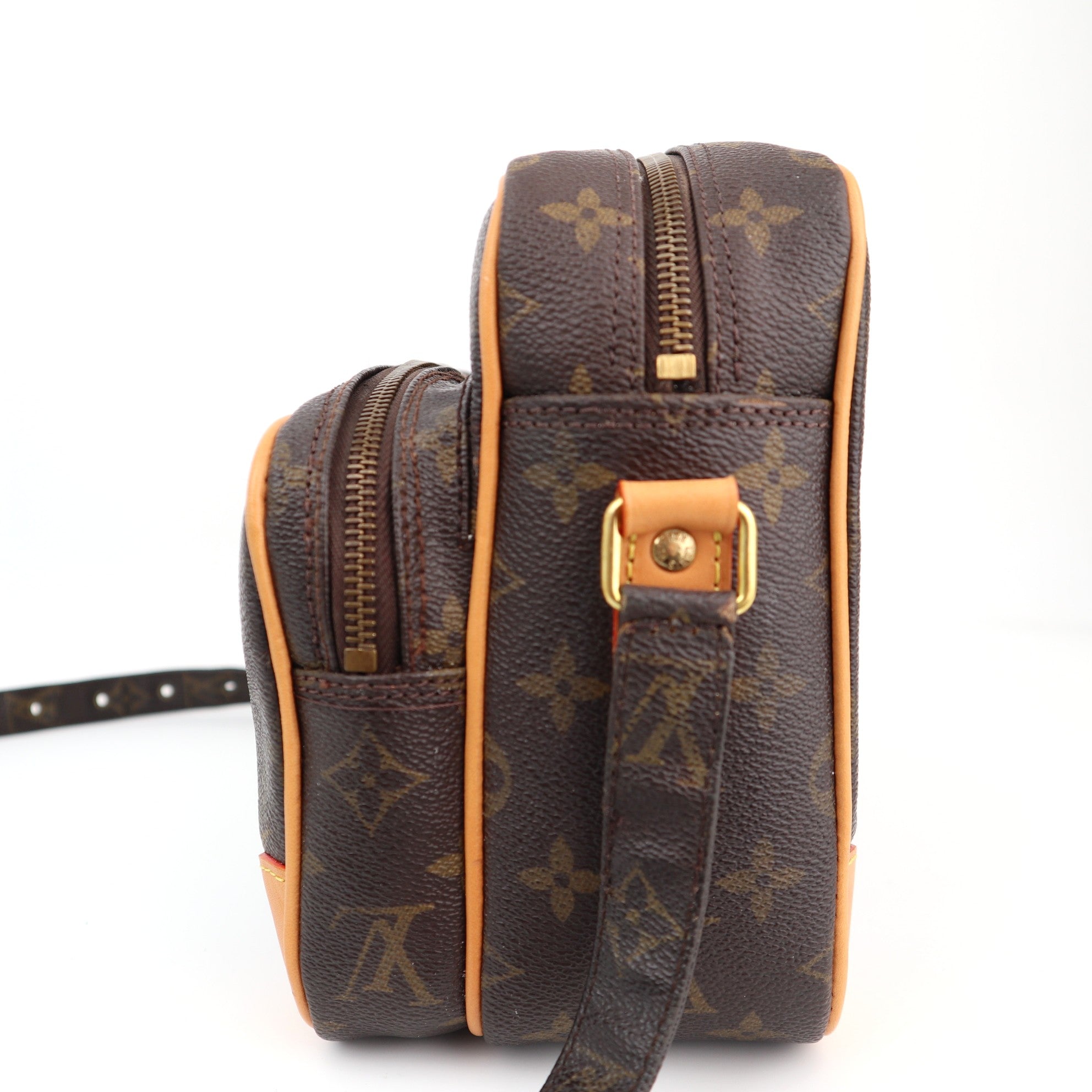 C1339R Louis Vuitton Nil Monogram-Pre Owned