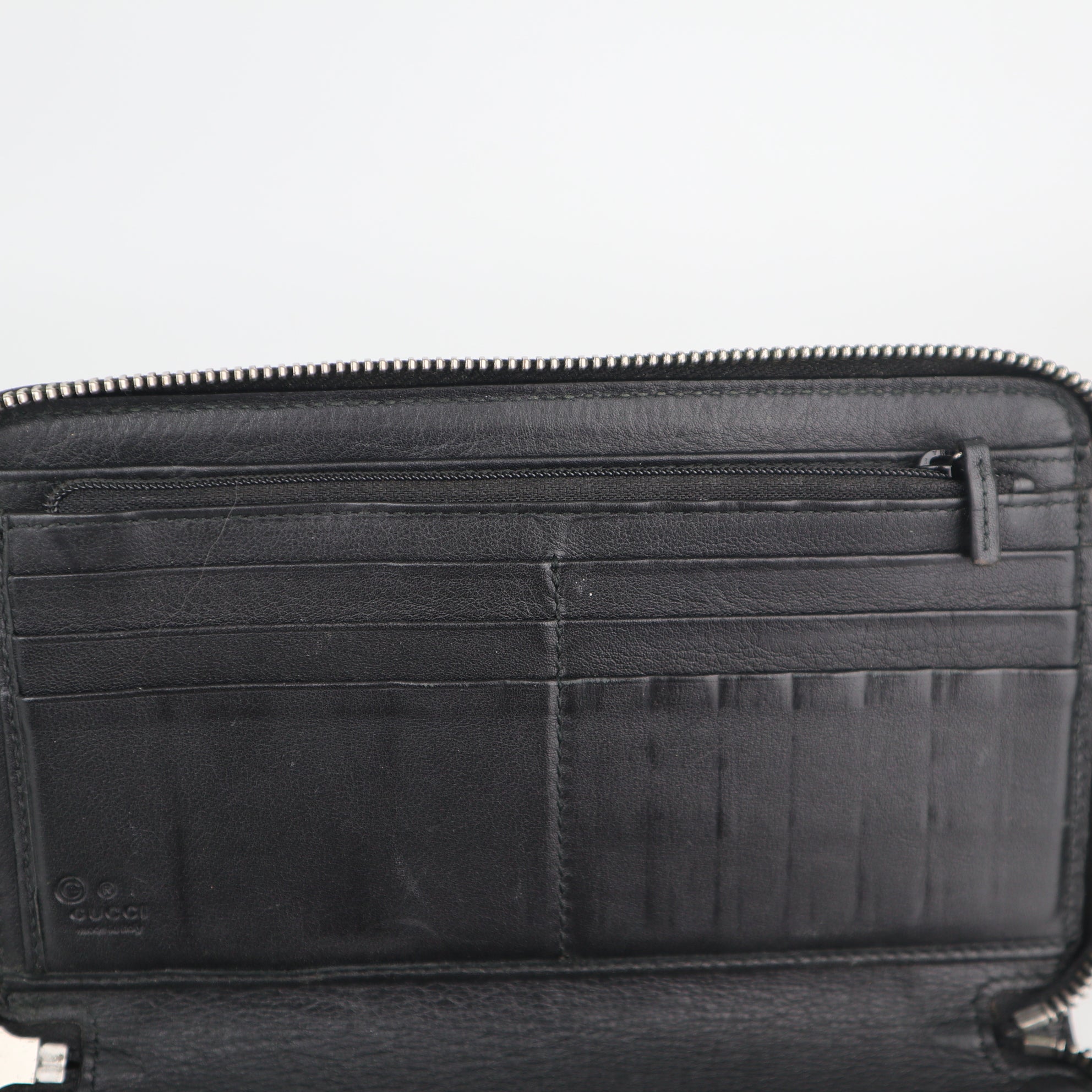 C2151 Gucci Wallet Imprime Monogram GG Zip Around Wallet Black | Pre-Owned Very Good Black Monogram