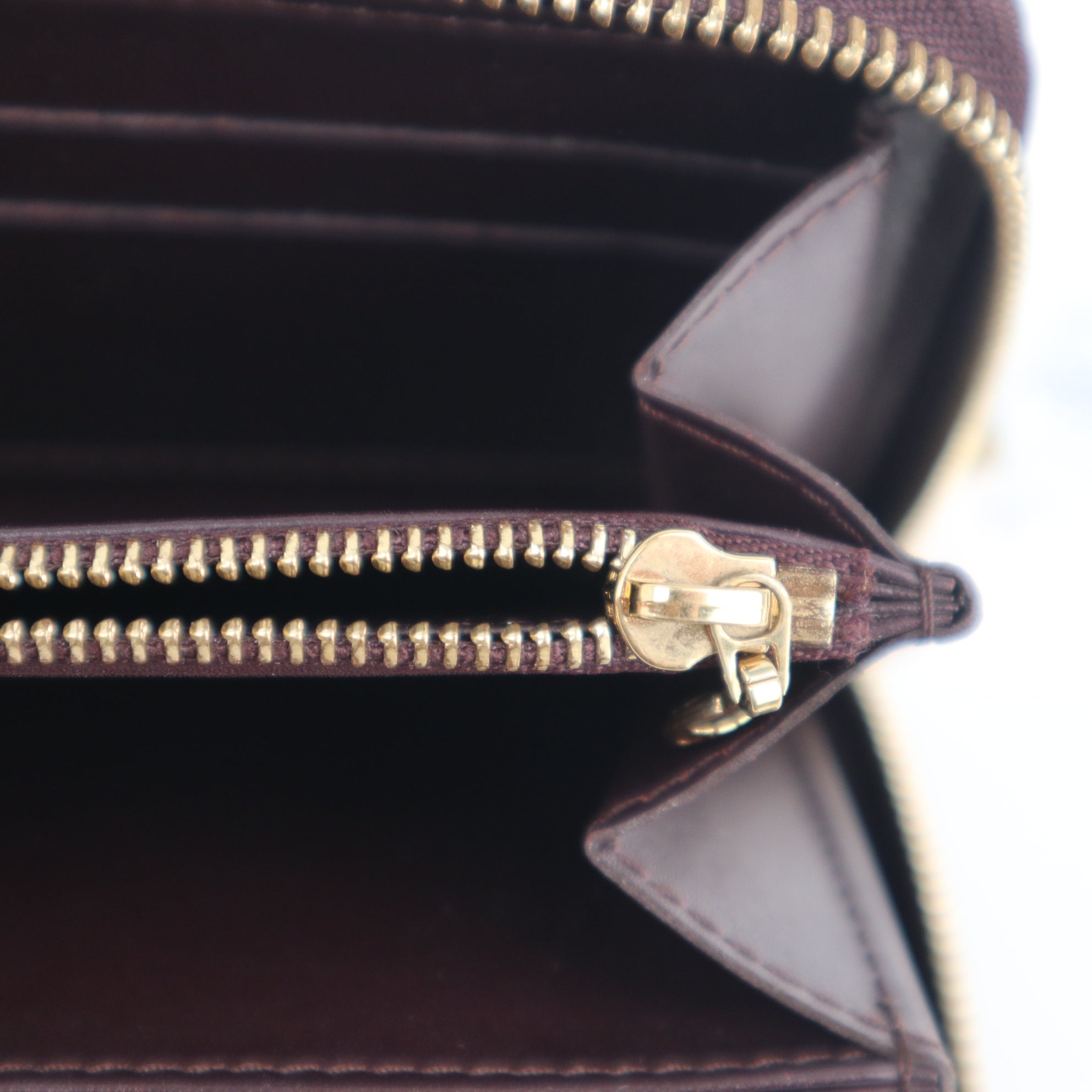 C2155 Louis Vuitton Wallet Monogram Vernis Zippy Wallet | Pre-Owned Very Good Brown Monogram